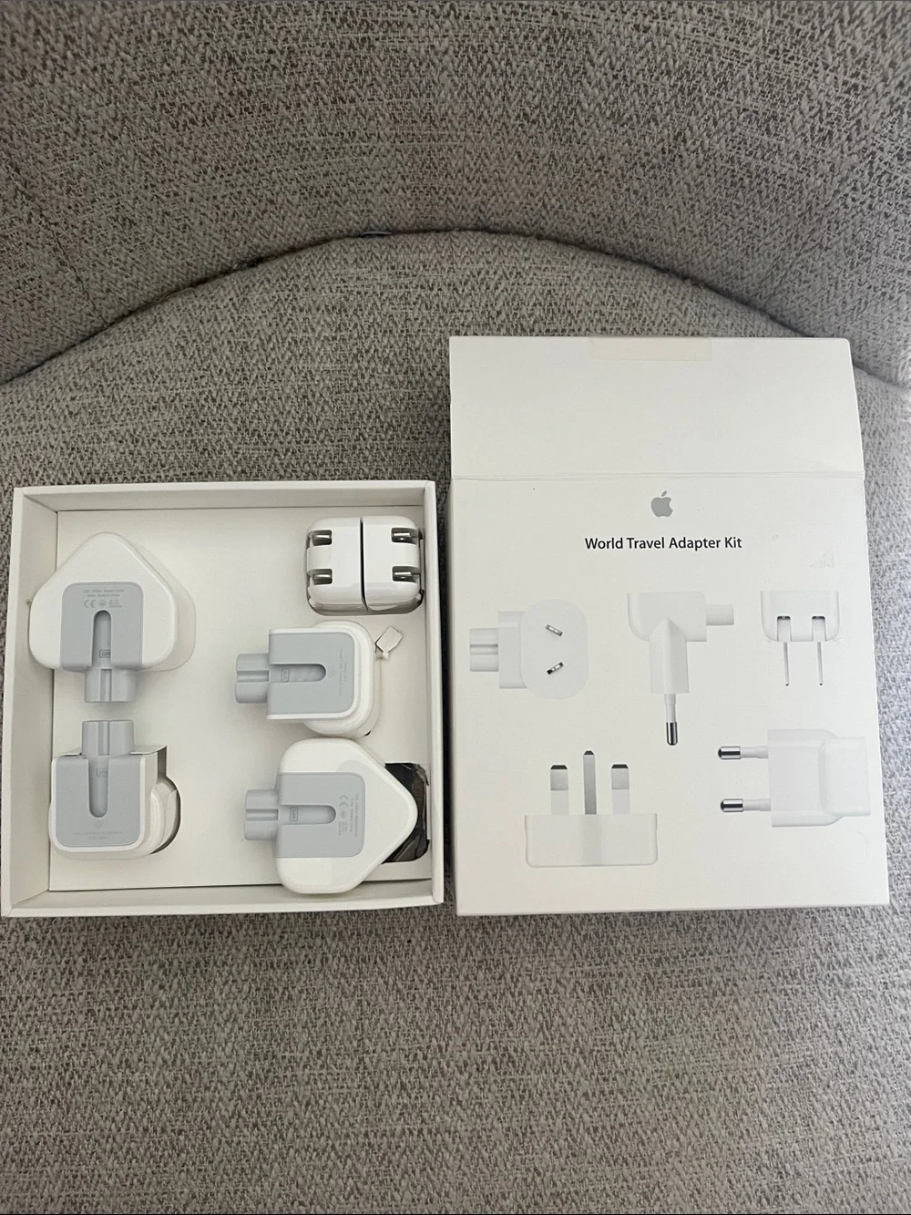 New Apple World Travel Adaptor Kit AC converter #MD837AM/A